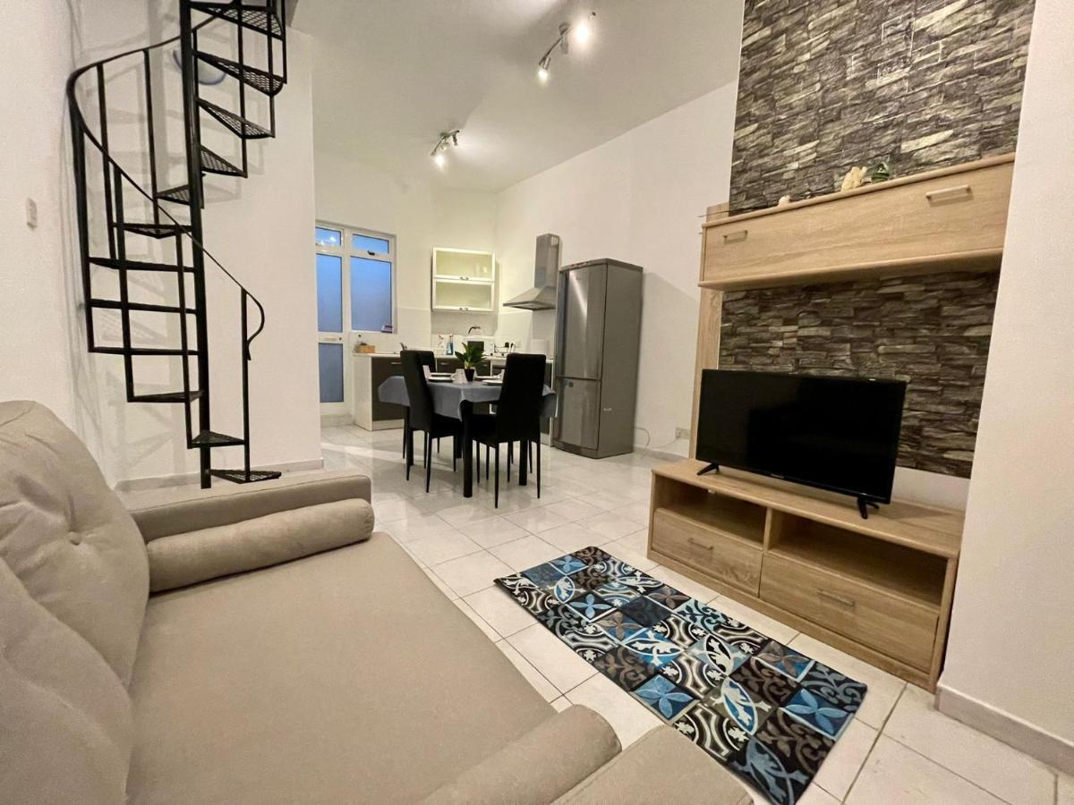 Balesa Property - Modern Duplex House In Central Sliema Exterior photo